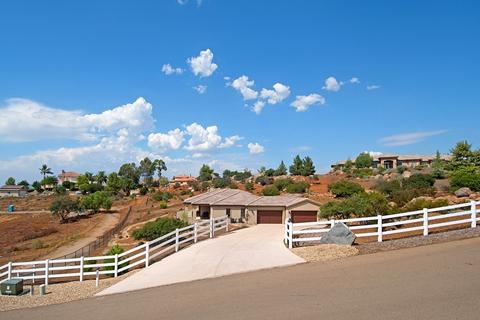 517 Lilac Ranch Rd, Alpine, CA 91901 photo 1