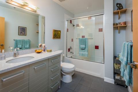 550 Seagaze #1, Oceanside, CA 92054 photo 9