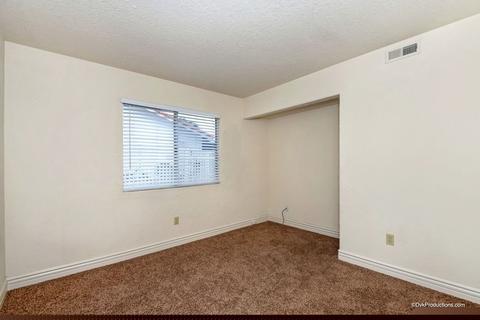 2687 Sausalito Ave, Carlsbad, CA 92010 photo 8