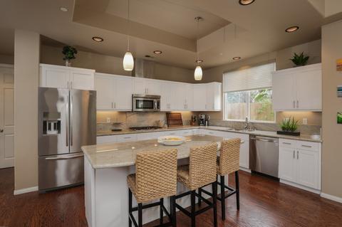 131 Phoebe St, Encinitas, CA 92024 photo 2