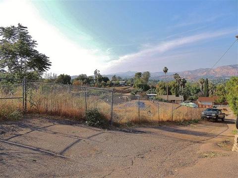 8668 Gardena Rd, Lakeside, CA 92040 photo 21