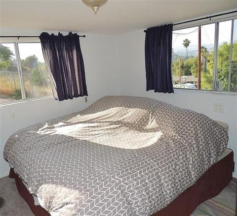 8668 Gardena Rd, Lakeside, CA 92040 photo 11
