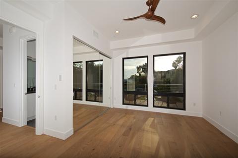 5617 Waverly Ave, La Jolla, CA 92037 photo 10