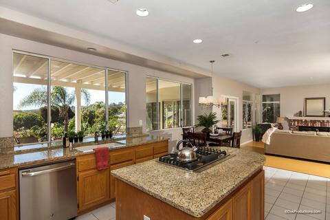 333 Horizon Dr, Encinitas, CA 92024 photo 9