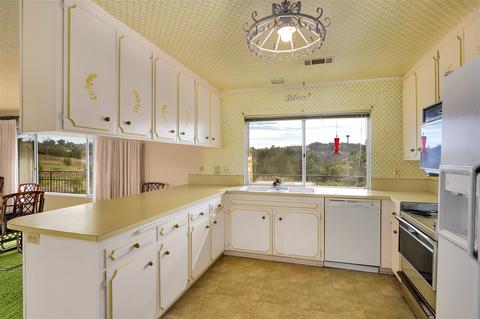 28007 Grassy Way, Escondido, CA 92026 photo 10