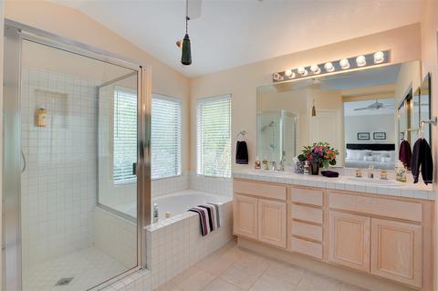 859 Calle Montera, Escondido, CA 92025 photo 13
