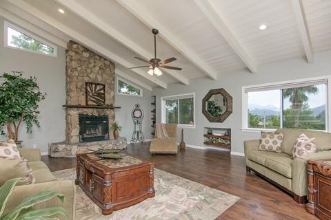 23413 Everett Pl, Ramona, CA 92065 photo 2