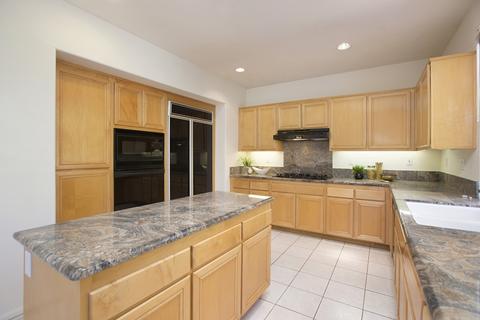 8142 Gilman Ct, La Jolla, CA 92037 photo 7