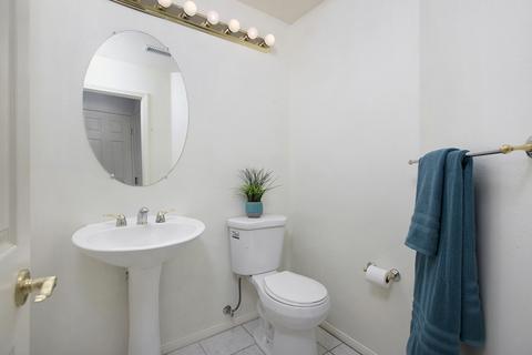 8142 Gilman Ct, La Jolla, CA 92037 photo 13