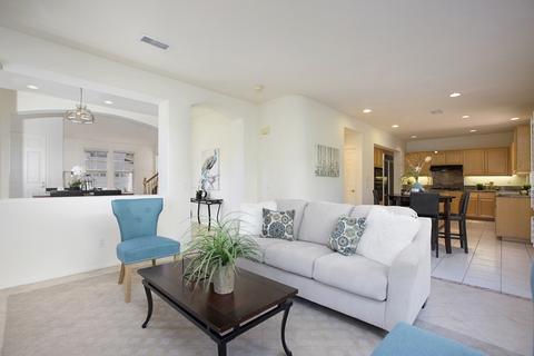 8142 Gilman Ct, La Jolla, CA 92037 photo 12