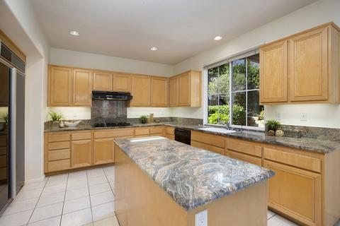 8142 Gilman Ct, La Jolla, CA 92037 photo 8