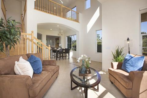 8142 Gilman Ct, La Jolla, CA 92037 photo 4