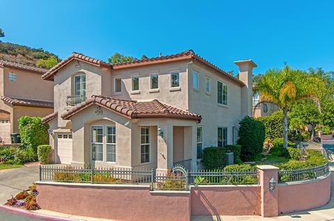 8142 Gilman Ct, La Jolla, CA 92037 photo 1