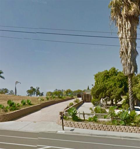 1469 Olive Ave, Vista, CA 92083 photo 4
