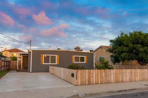 1127 12th St, Imperial Beach, CA 91932 photo 1