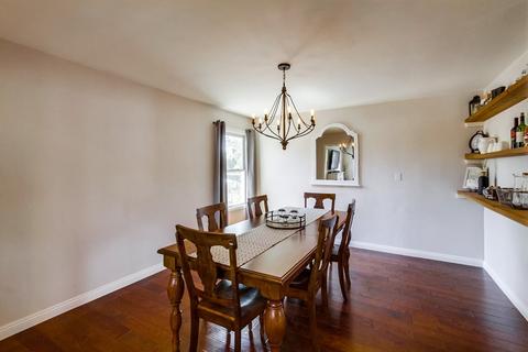 332 E 10th Ave, Escondido, CA 92025 photo 5