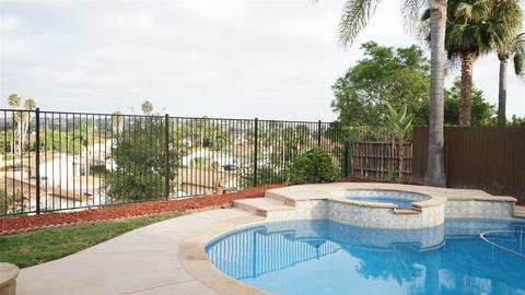 525 Long Crest Dr, Oceanside, CA 92058 photo 4