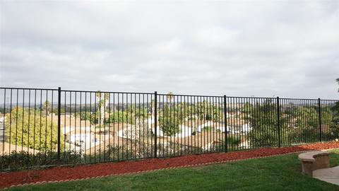 525 Long Crest Dr, Oceanside, CA 92058 photo 2