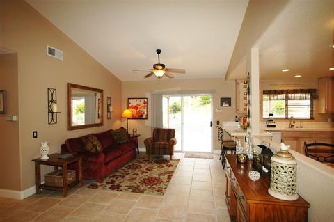 9401 Debbie Ct, El Cajon, CA 92021 photo 12