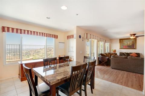 10276 Valley Waters Dr, Spring Valley, CA 91978 photo 9