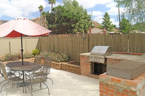 10811 Prince Valiant Dr, Santee, CA 92071 photo 3
