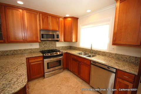1572 Villa Crest Dr, El Cajon, CA 92021 photo 8