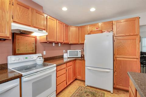 302 San Roque Dr, Escondido, CA 92025 photo 5
