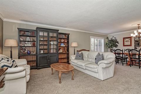 1917 Maplebrook Ct, El Cajon, CA 92019 photo 3