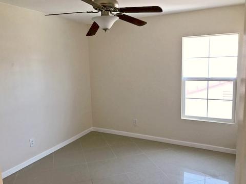 998 Palmview Ave, El Centro, CA 92243 photo 10