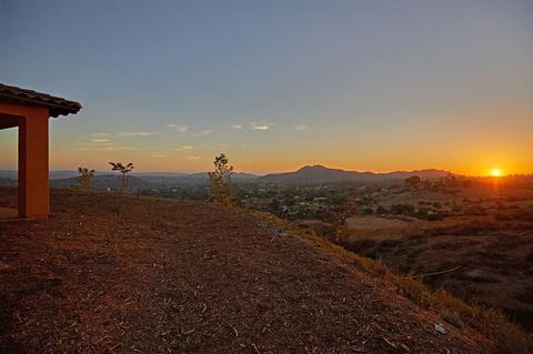 14562 Highcrest Ct, Poway, CA 92064 photo 4