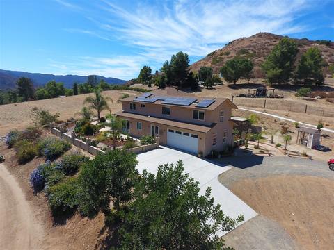 5737 Moorefield Dr, El Cajon, CA 92019 photo 3