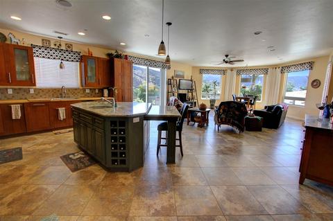 5737 Moorefield Dr, El Cajon, CA 92019 photo 9