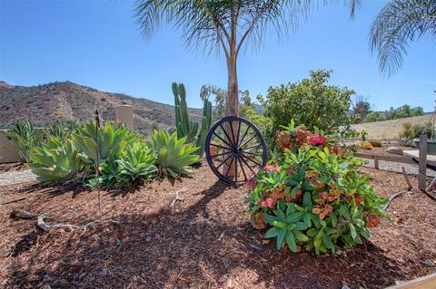 5737 Moorefield Dr, El Cajon, CA 92019 photo 19