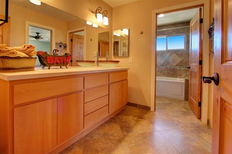 5737 Moorefield Dr, El Cajon, CA 92019 photo 14