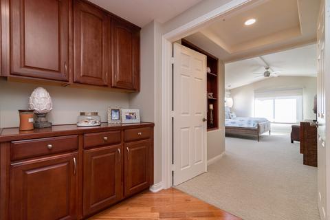 1377 Caminito Floreo, La Jolla, CA 92037 photo 12