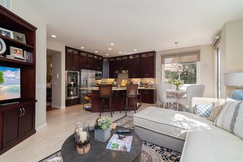 1377 Caminito Floreo, La Jolla, CA 92037 photo 7