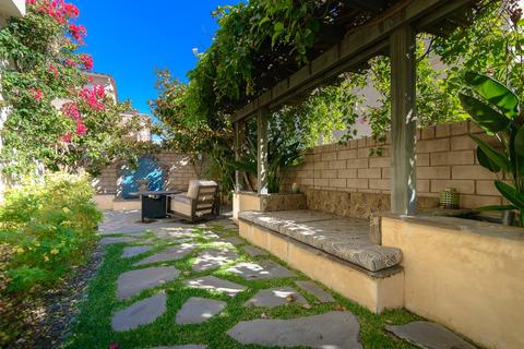 1377 Caminito Floreo, La Jolla, CA 92037 photo 24