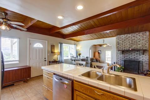 11813 Altadena Rd, Lakeside, CA 92040 photo 7