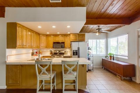 11813 Altadena Rd, Lakeside, CA 92040 photo 4