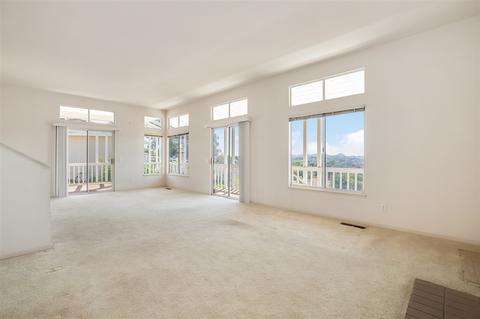3613 Palomar Dr, Fallbrook, CA 92028 photo 2