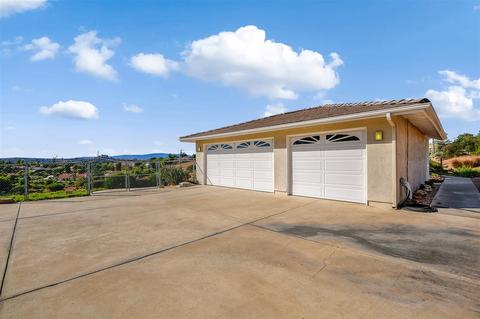 3613 Palomar Dr, Fallbrook, CA 92028 photo 23