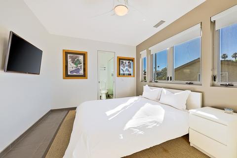 5702 Soledad Mountain Rd, La Jolla, CA 92037 photo 16