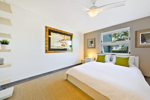 5702 Soledad Mountain Rd, La Jolla, CA 92037 photo 11