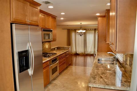 3840 Nautical Dr, Carlsbad, CA 92008 photo 2