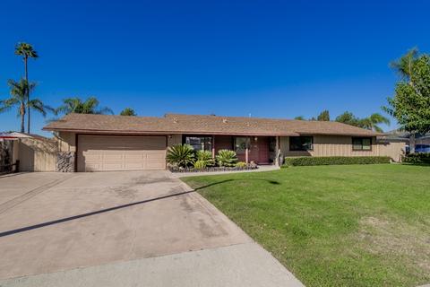 1112 Cloverleaf Dr, El Cajon, CA 92019 photo 1
