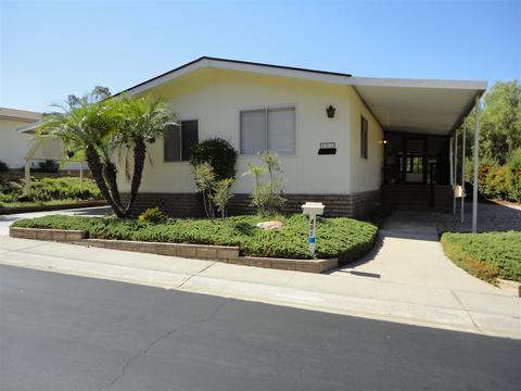 8975 Lawrence Welk Dr #401, Escondido, CA 92026 photo 1