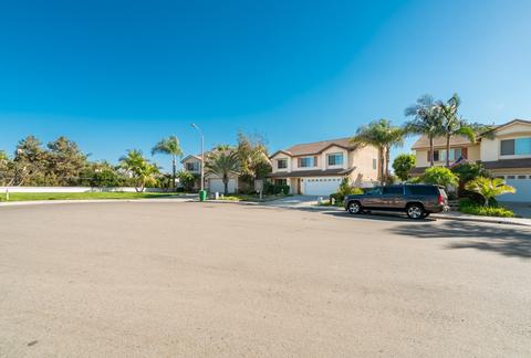 493 Lexington Ct, Oceanside, CA 92057 photo 4