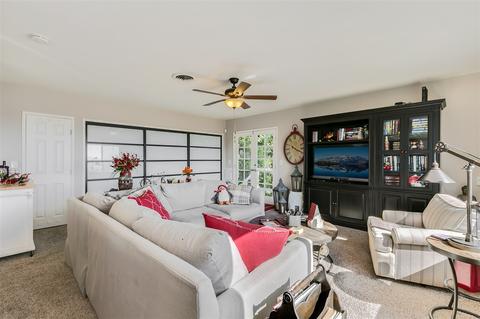 4279 Summit Dr, La Mesa, CA 91941 photo 10