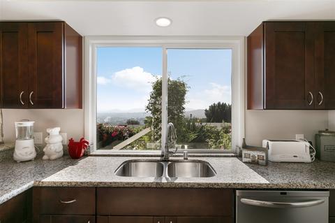 4279 Summit Dr, La Mesa, CA 91941 photo 6
