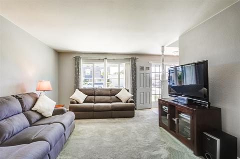 124 Madison St, Oceanside, CA 92057 photo 2
